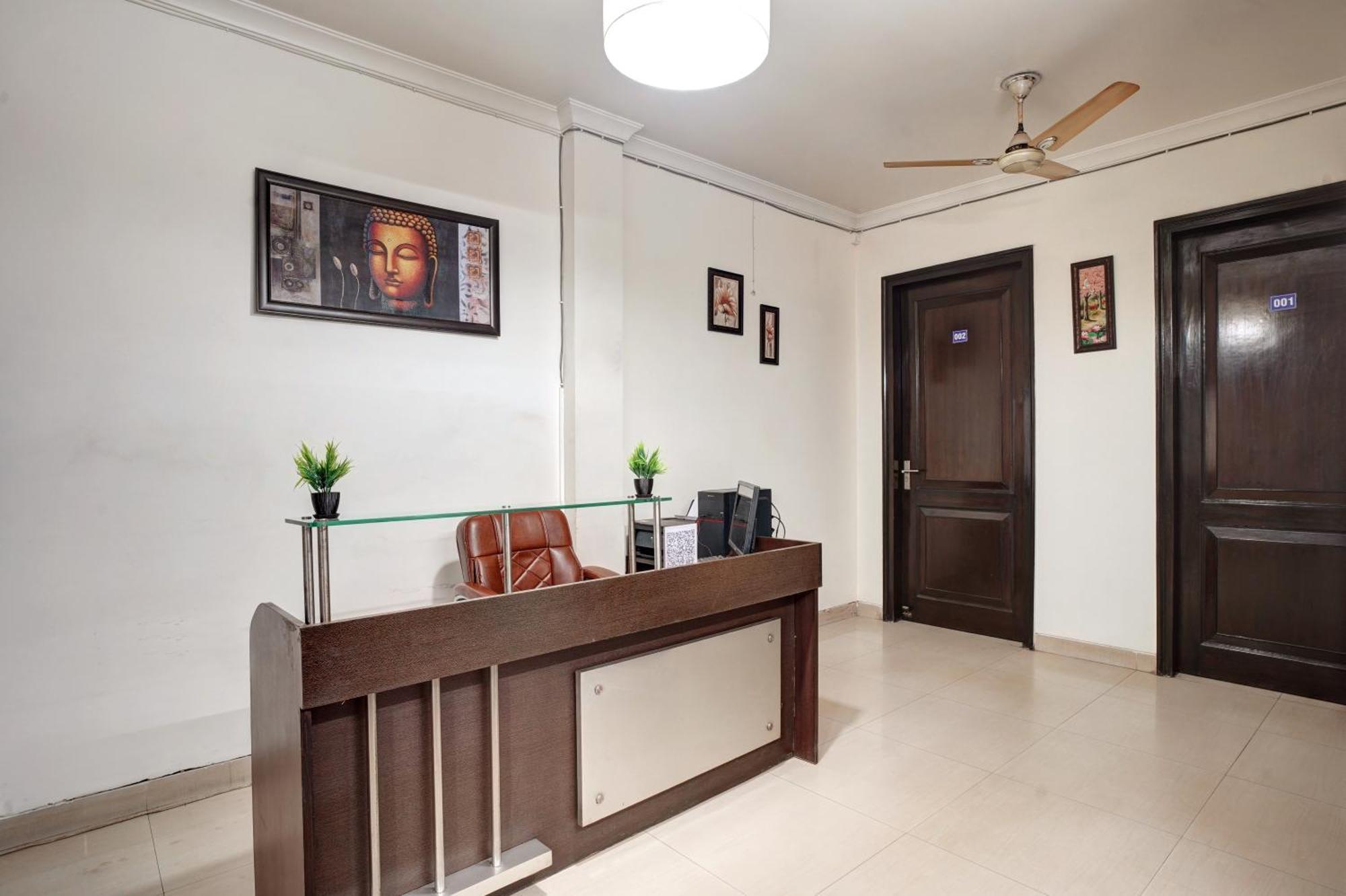 Nexhub Stay - Huda City Centre Gurgaon Exterior foto