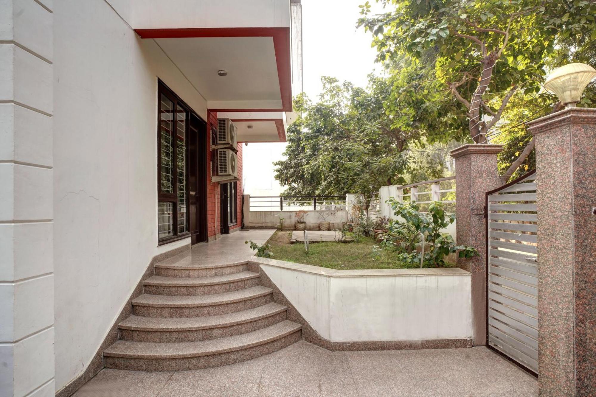Nexhub Stay - Huda City Centre Gurgaon Exterior foto
