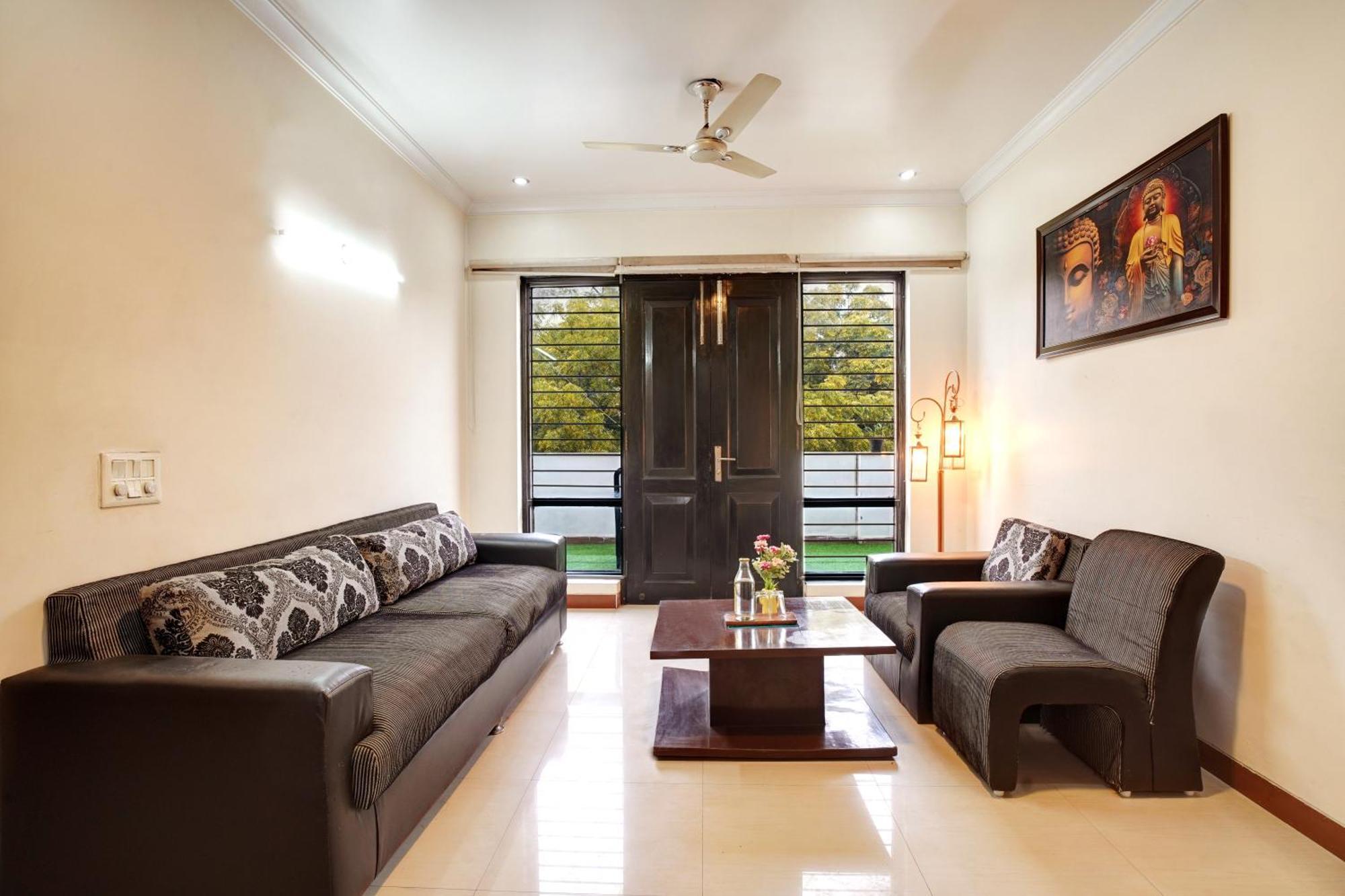 Nexhub Stay - Huda City Centre Gurgaon Exterior foto