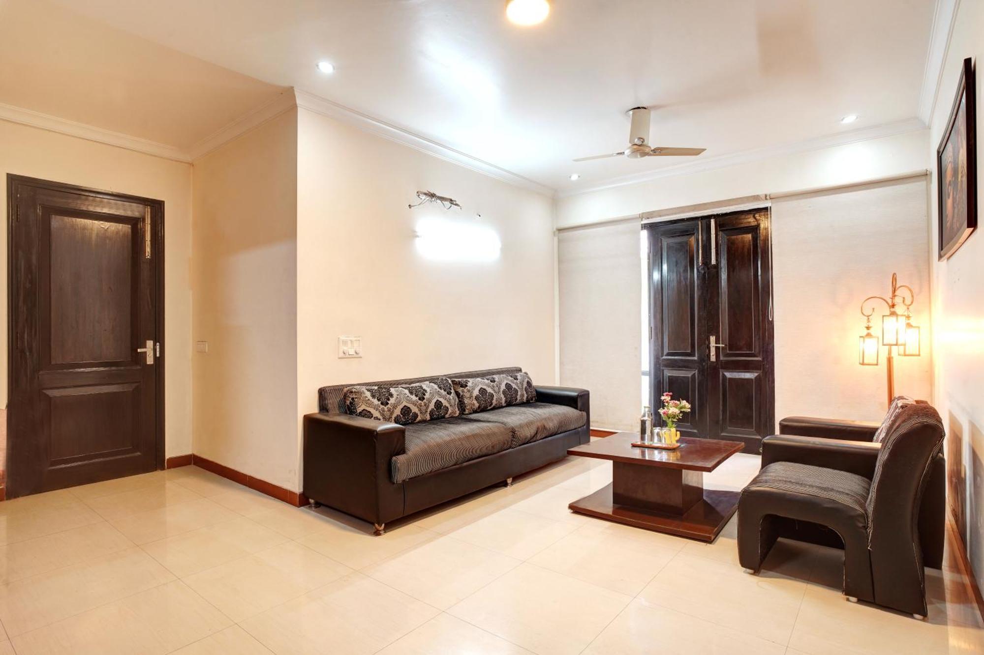 Nexhub Stay - Huda City Centre Gurgaon Exterior foto
