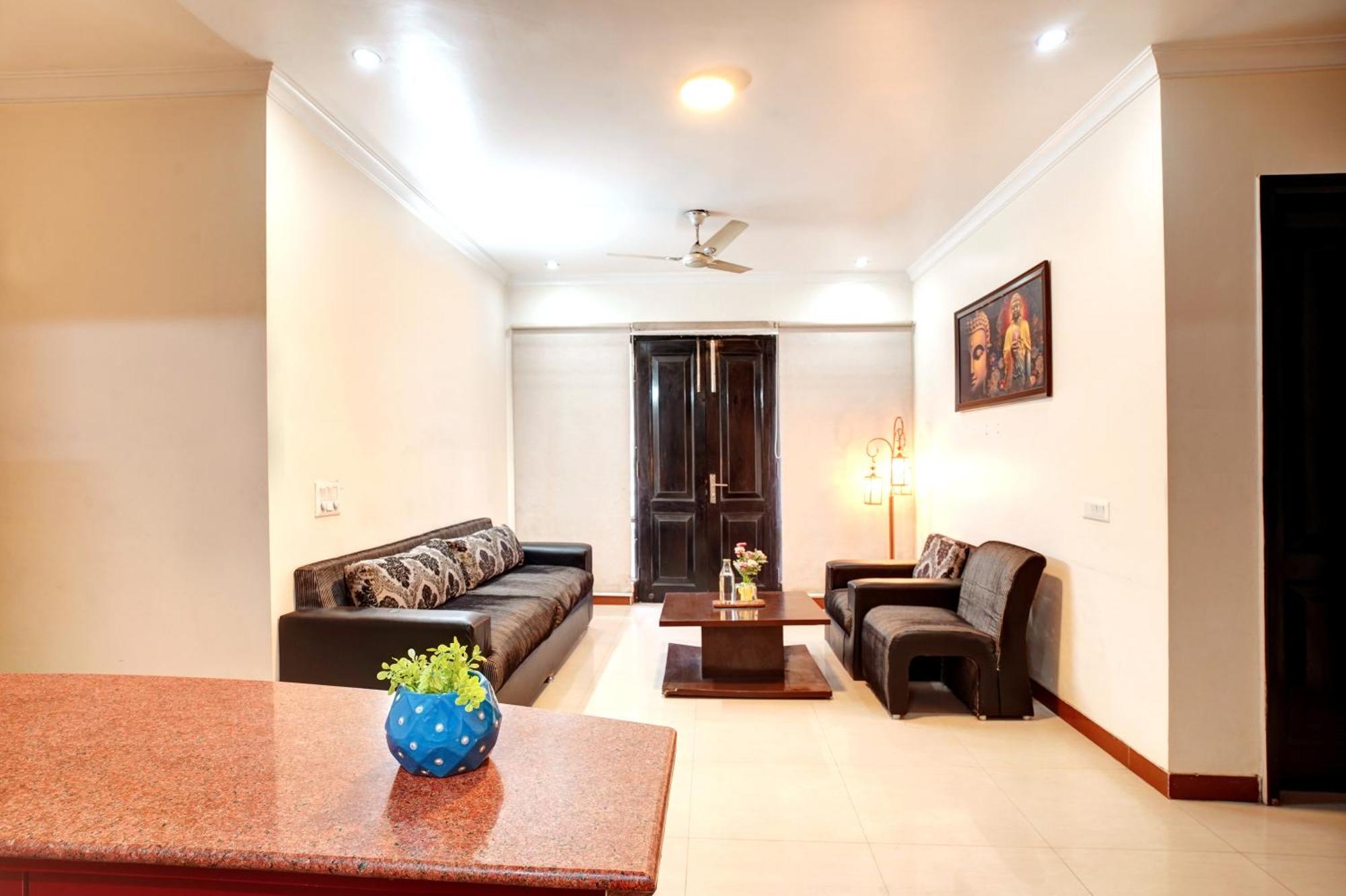 Nexhub Stay - Huda City Centre Gurgaon Exterior foto