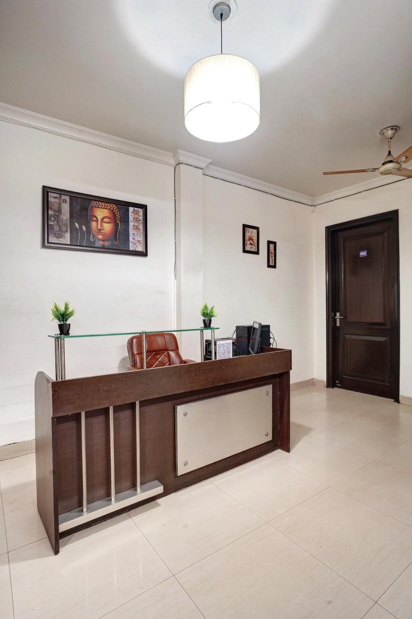 Nexhub Stay - Huda City Centre Gurgaon Exterior foto